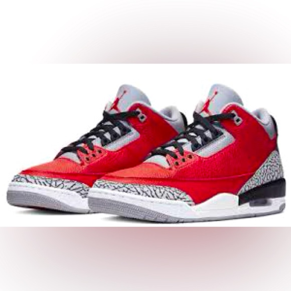 Jordan. Size:10.5. Color: Red